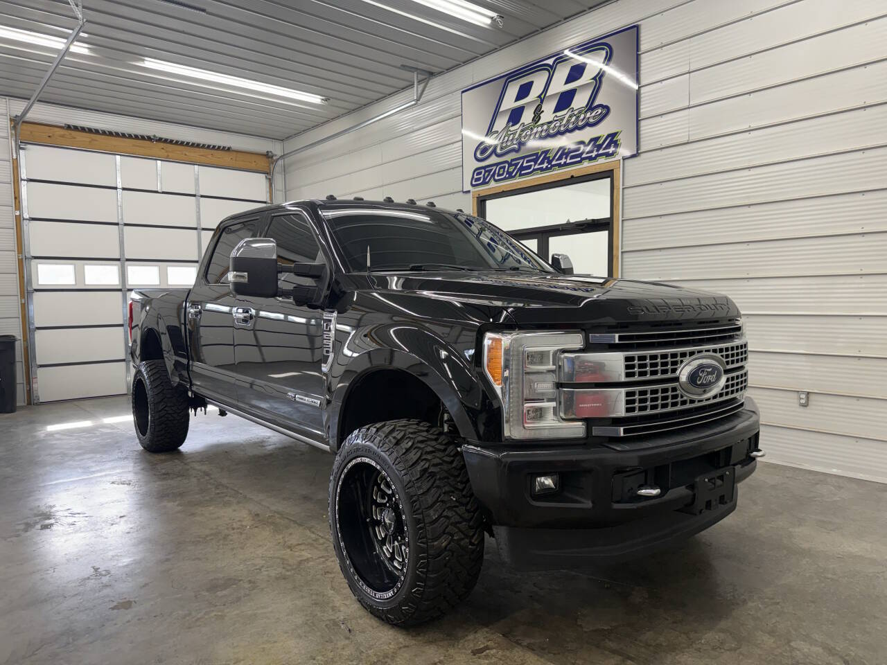 2017 Ford F-250 Super Duty Platinum