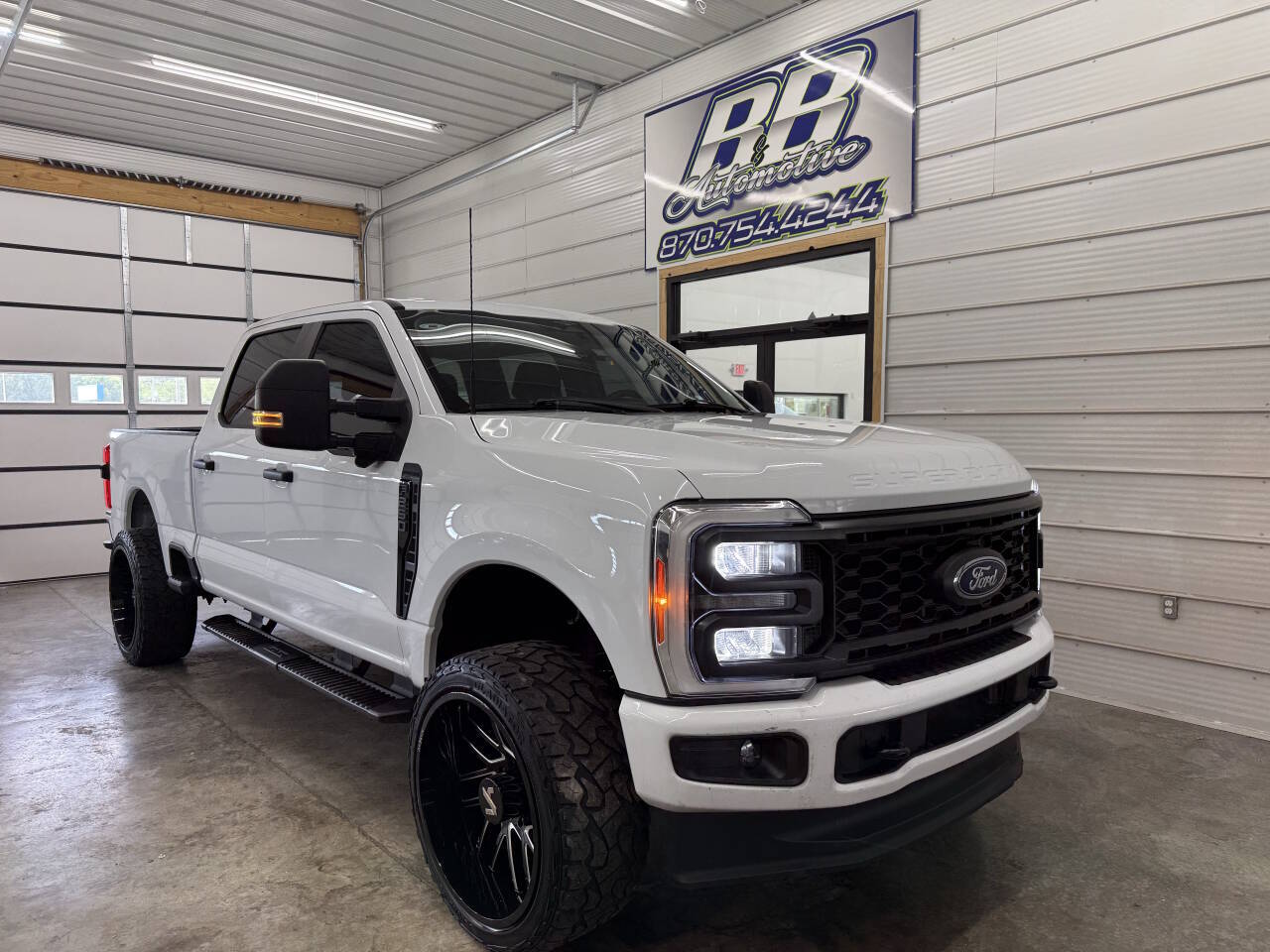 2023 Ford F-250 Super Duty XLT